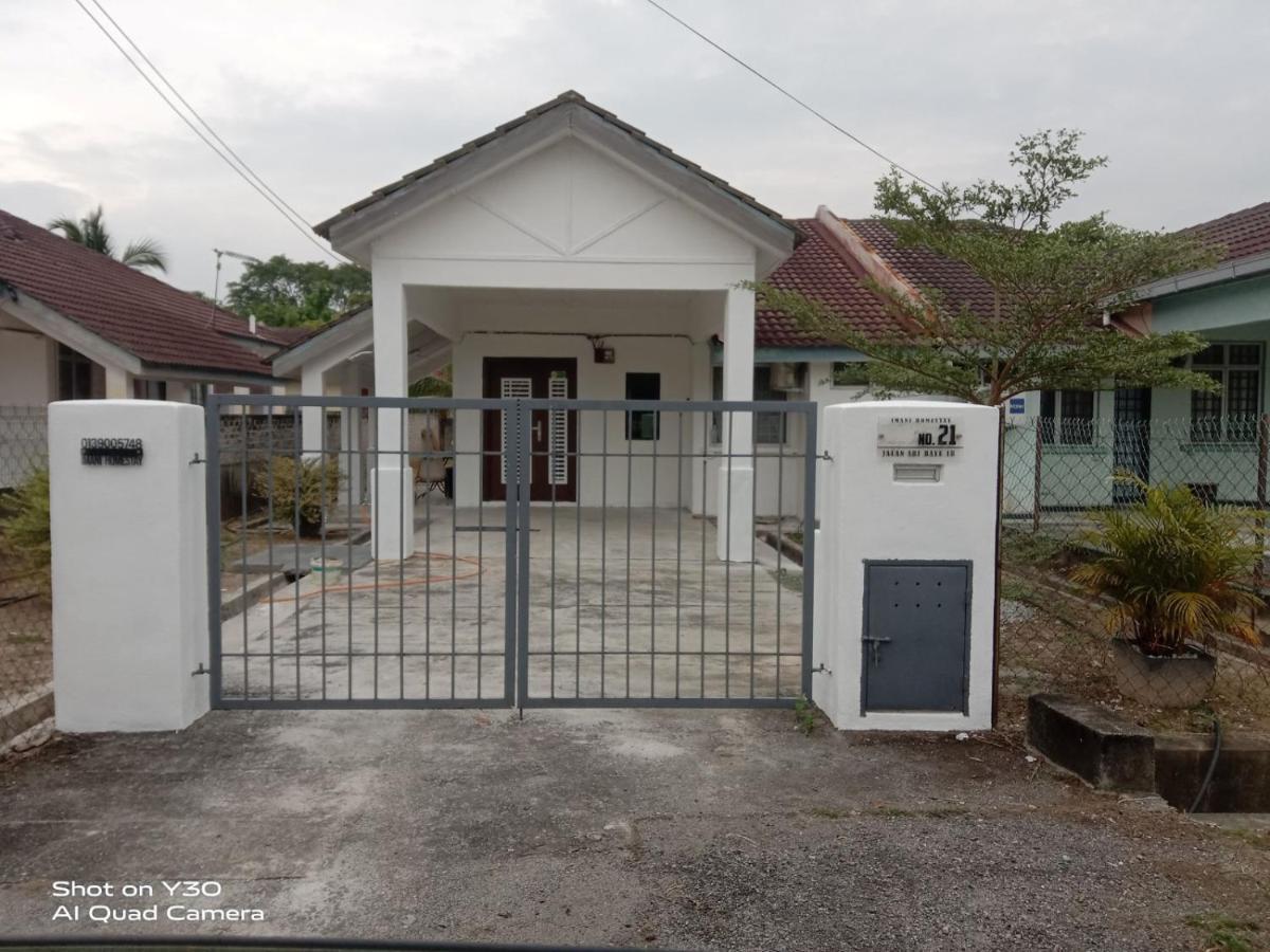 Imani Homestay Beach Gateway Bagan Lalang 甘邦甘拉朗 外观 照片